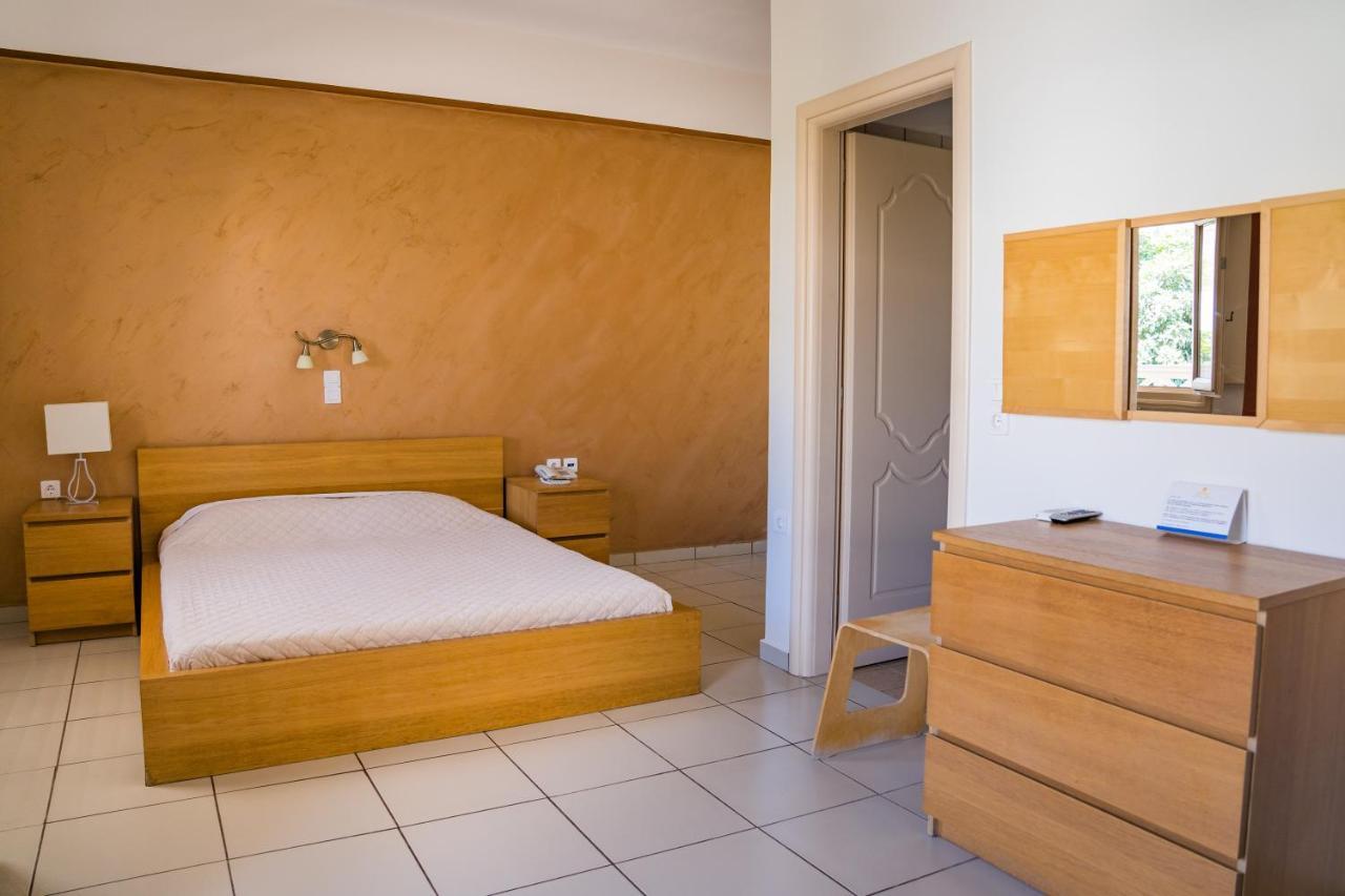 Rena Hotel Perissa  Exterior photo