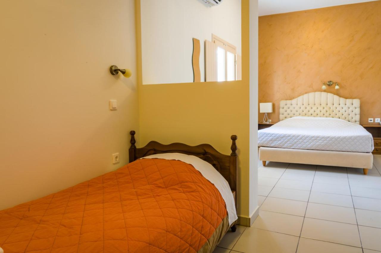 Rena Hotel Perissa  Exterior photo