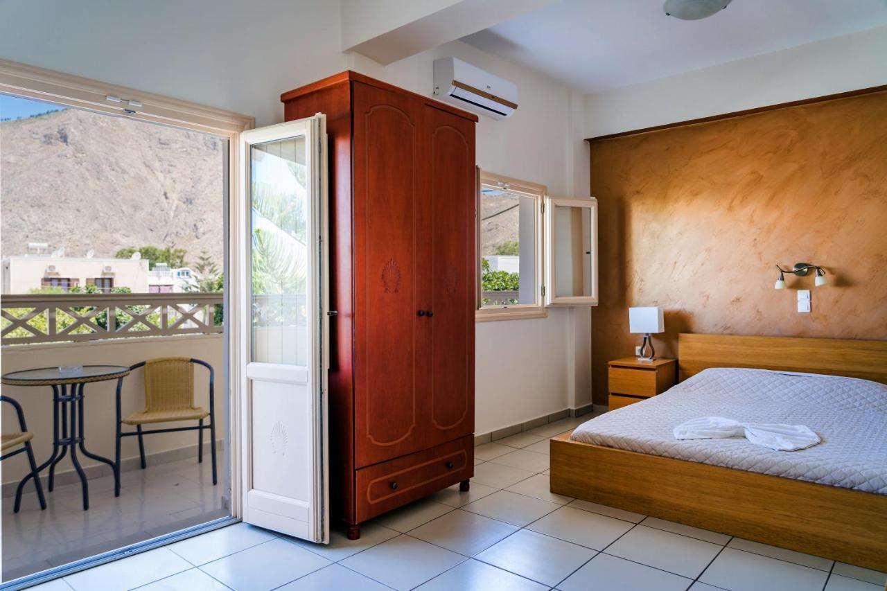 Rena Hotel Perissa  Exterior photo